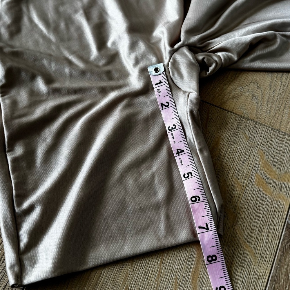 SPANX Nude Open Bust Mid-thigh Bodysuit Shape wear Large - Picture 7 of 7